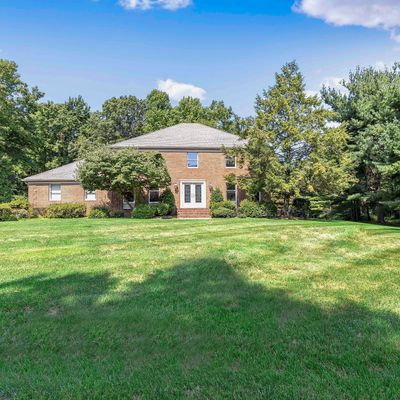 27 Windhill Way, Holmdel, NJ 07733