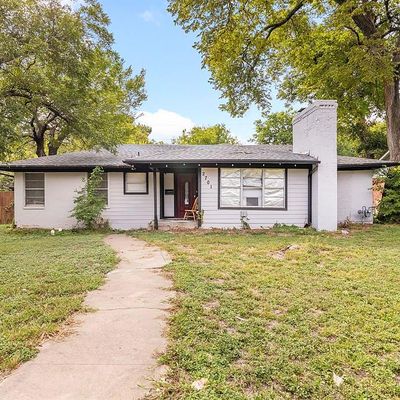 2701 Kingsbury Ave, Richland Hills, TX 76118