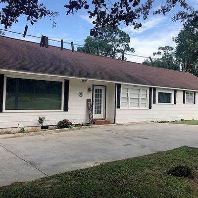 27019 Leetown Rd, Picayune, MS 39466