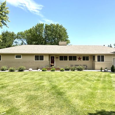 2702 4th Avenue, Austin, MN 55912