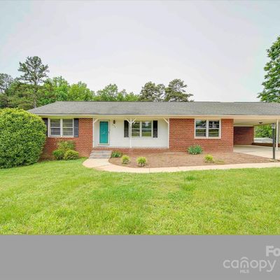 2713 Murdock Ln, Albemarle, NC 28001