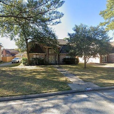 2718 Meadow Tree Ln, Spring, TX 77388