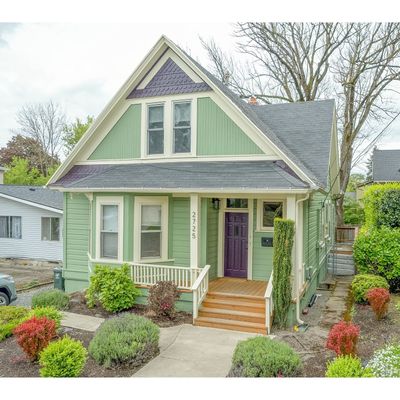 2725 Se Stark St, Portland, OR 97214