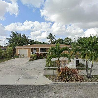 275 W 14 Th St, Hialeah, FL 33010