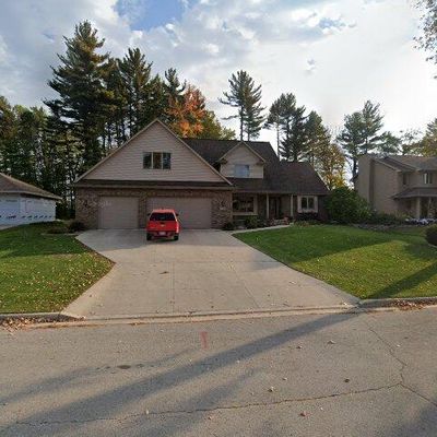 2759 Dewey Decker Dr, Green Bay, WI 54313