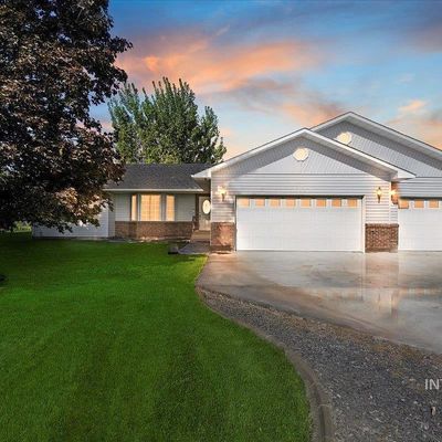 27625 Pet Ln, Parma, ID 83660