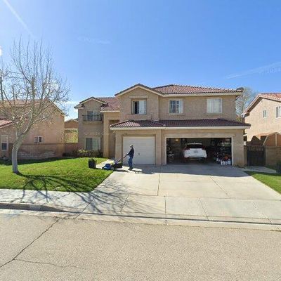 2768 Huston Pl, Lancaster, CA 93536