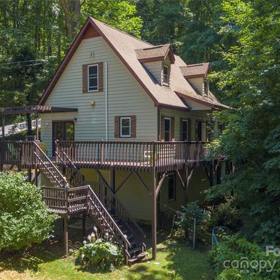 278 Apple Creek Rd, Waynesville, NC 28786