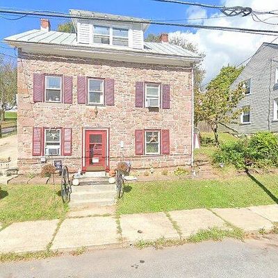 28 E Main St, Adamstown, PA 19501