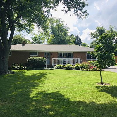 2800 Oxford Dr, Springfield, OH 45506