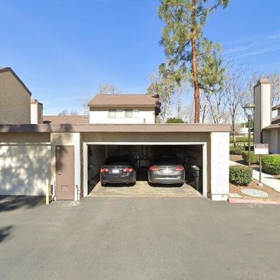 2806 Oak Creek Dr, Ontario, CA 91761