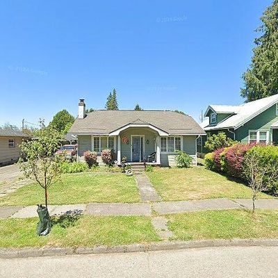 2828 Dover St, Longview, WA 98632