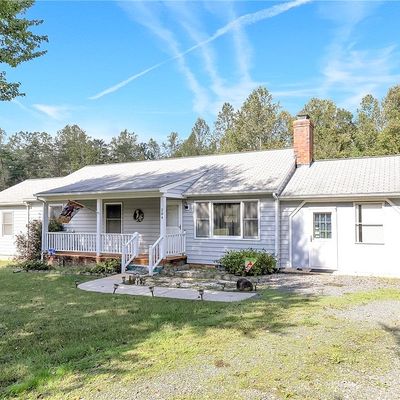 284 Louisa Farms Ln, Bumpass, VA 23024