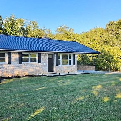 2854 Double Cabin Rd, Hillsville, VA 24343