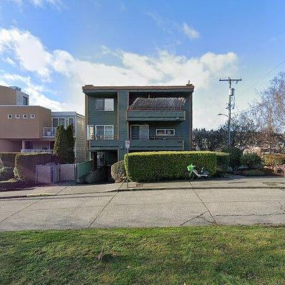 2855 14 Th Ave W #301, Seattle, WA 98119