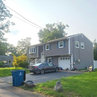 33 Brunswick Ave, Monroe Township, NJ 08831