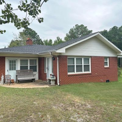 33 Skyline Dr, Selmer, TN 38375