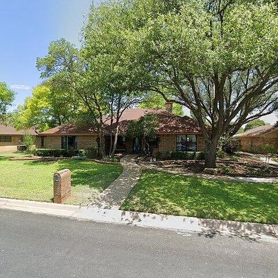 3306 Grandview Dr, San Angelo, TX 76904