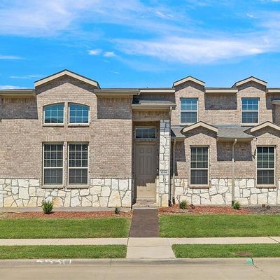 3330 Solana Cir, Denton, TX 76207