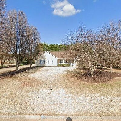 335 Shadowfield Acres Dr, Duncan, SC 29334