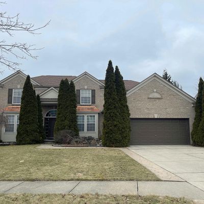 33889 Stonecrest Dr, Sterling Heights, MI 48312