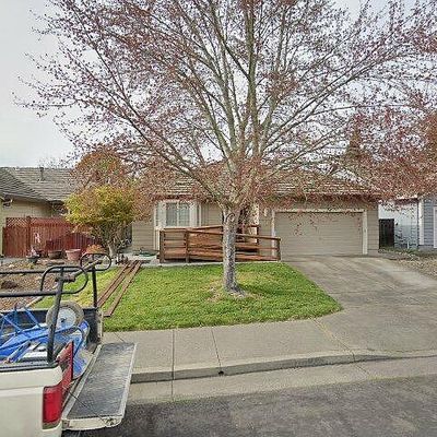 343 Sugar Maple Ln, Windsor, CA 95492