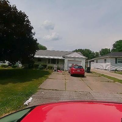 345 Morgan St, Barberton, OH 44203