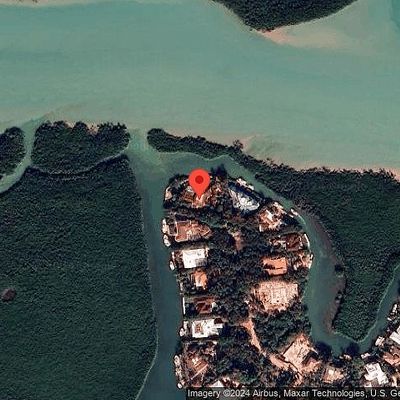 35 Cardinal Ln, Key Largo, FL 33037