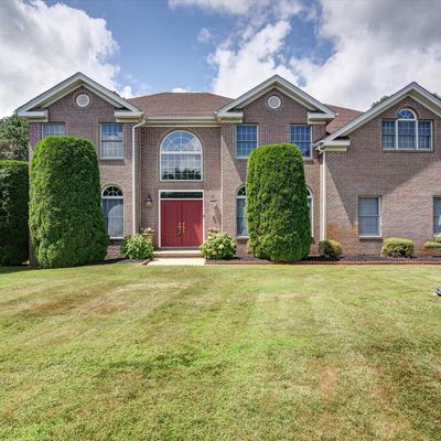 35 Mill Pond Rd, Jackson, NJ 08527