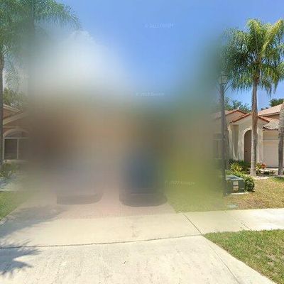 3500 Coco Lake Dr, Coconut Creek, FL 33073