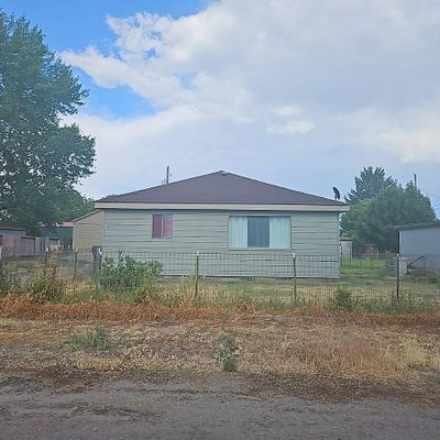 351 2 Nd St W, Hansen, ID 83334