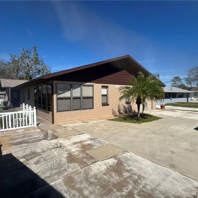 3517 Bahia Vista St, Sarasota, FL 34239