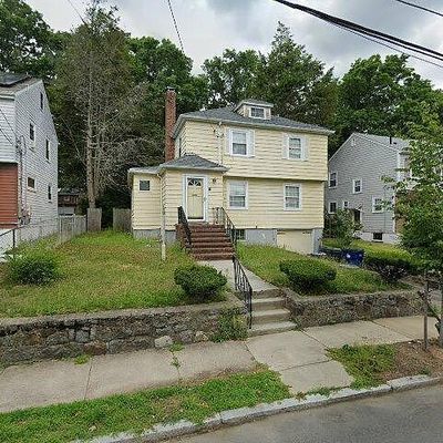 36 Hollywood Rd, West Roxbury, MA 02132