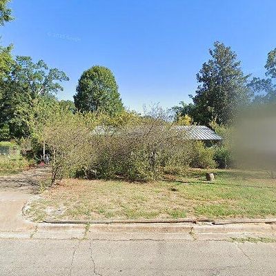 311 Sunset Ave, Nacogdoches, TX 75964