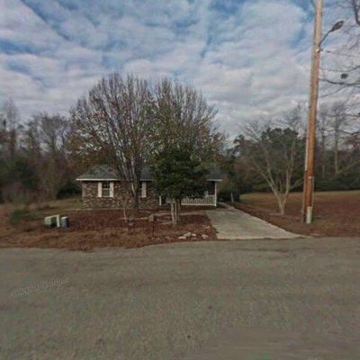 313 Fairlawn Dr, Moncks Corner, SC 29461