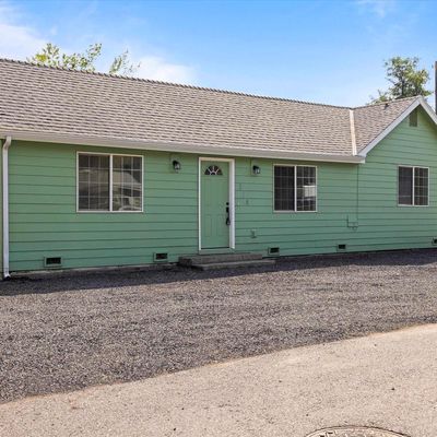 314 1 St St, Benton City, WA 99320