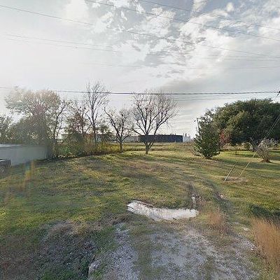 315 Pine St, Port Neches, TX 77651