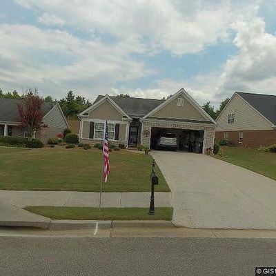 316 Lakeview Bend Cir, Jefferson, GA 30549