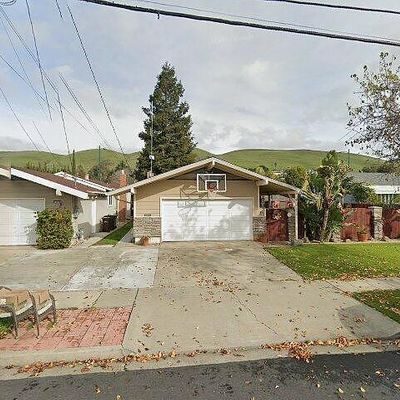 31626 Medinah St, Hayward, CA 94544