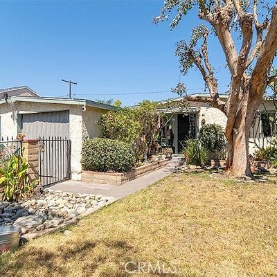 318 S Enid Ave, Azusa, CA 91702