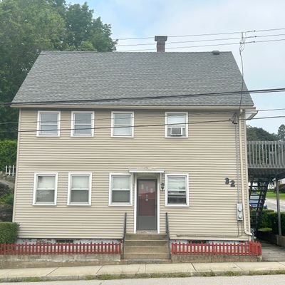 32 Central Ave, Norwich, CT 06360