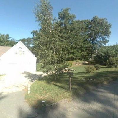 32 Ebony Ln, Ivoryton, CT 06442