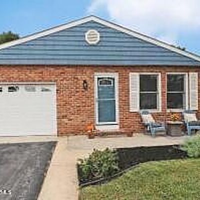 32 Santiago Dr W, Toms River, NJ 08757