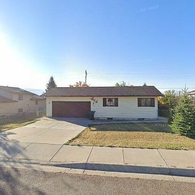 320 29 Th Ave Ne, Great Falls, MT 59404