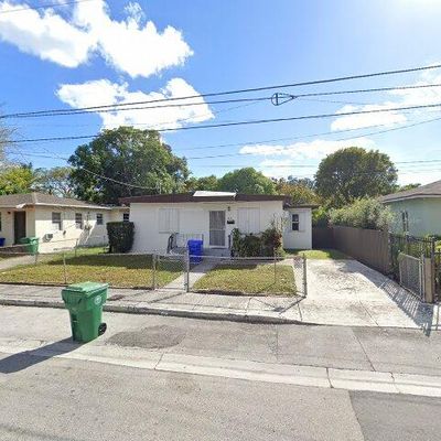 320 Nw 44 Th St, Miami, FL 33127