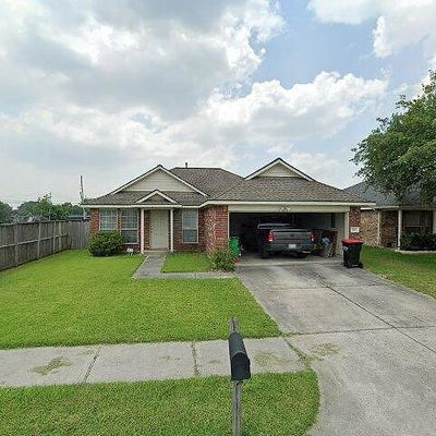 3207 Red Cedar Trl, Baytown, TX 77521