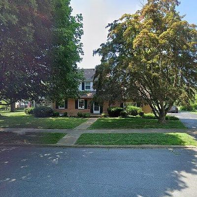 321 Waycross Rd, Wilmington, DE 19803