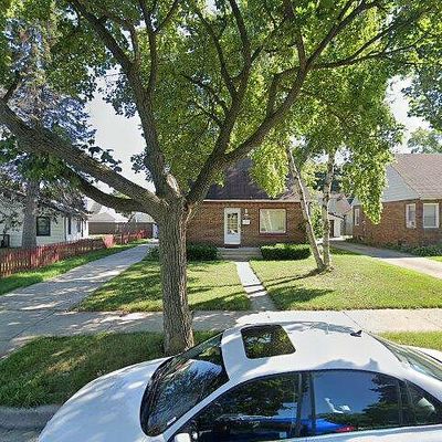 3219 W Wren Ave, Milwaukee, WI 53209