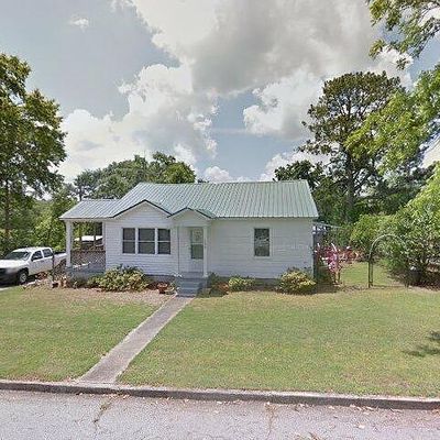 322 Mobley St, Hamilton, GA 31811