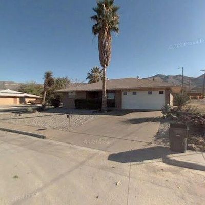 322 Sunrise Ave, Alamogordo, NM 88310